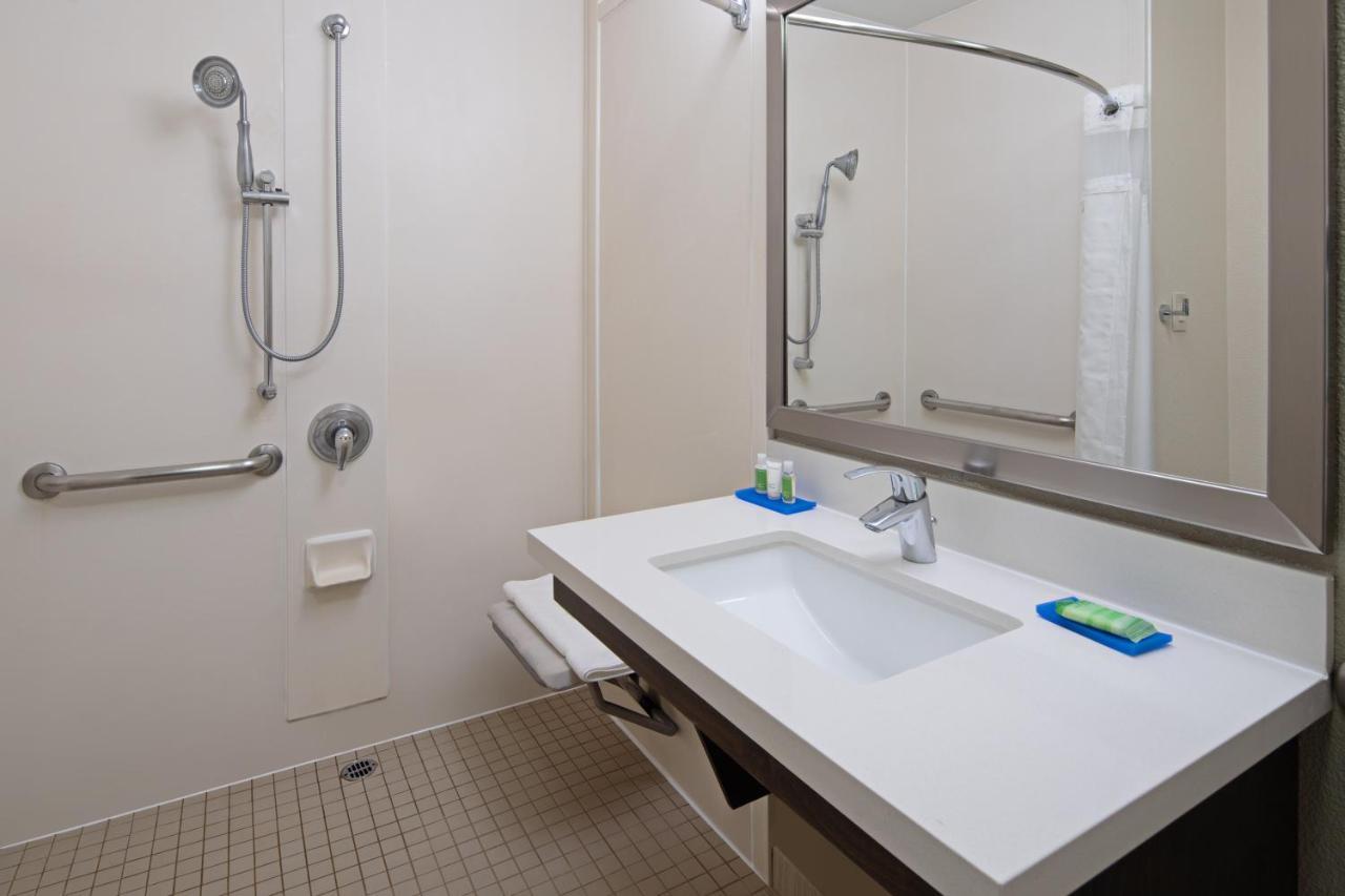 Holiday Inn Express & Suites - Valencia - Santa Clarita By Ihg Eksteriør bilde