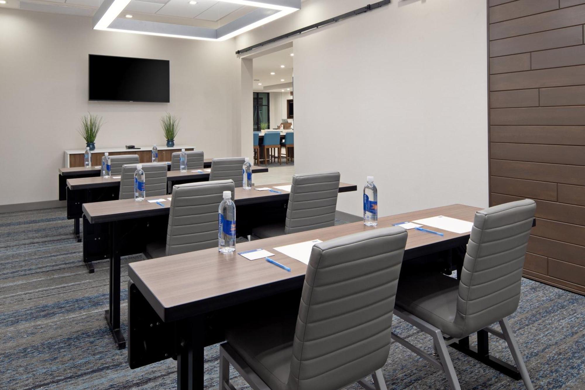 Holiday Inn Express & Suites - Valencia - Santa Clarita By Ihg Eksteriør bilde